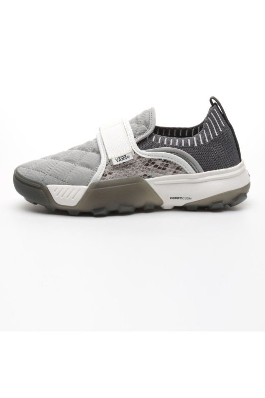 0a5jmc92f1-r Ua Coast Cc Sneakers Gray