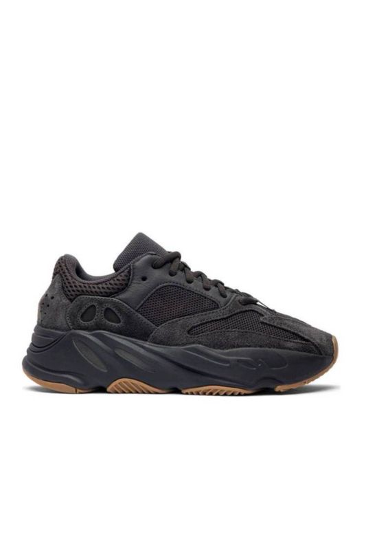 YEEZY BOOST 700 UTIBLK/UTIBLK/UTIBLK/UTIBLK