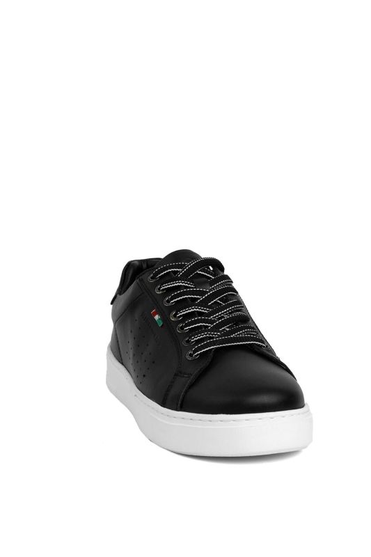 102 24260 M Makela Men's Sneakers Black