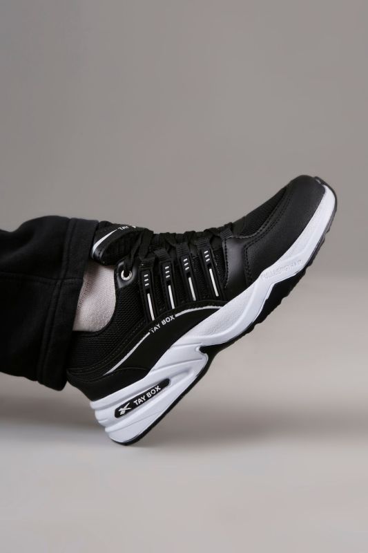 Black and white Orthopedic-anatomic Sole Casual Walking Shoes