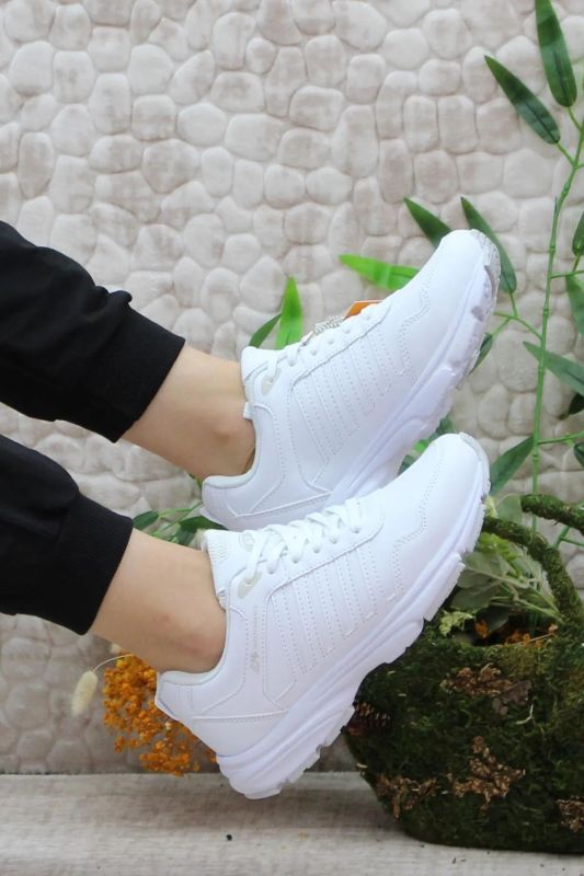 Unisex Winter Waterproof Anti-Slip Poly Sole Lightweight Comfortable Orthopedic Leather White Style Sneakers