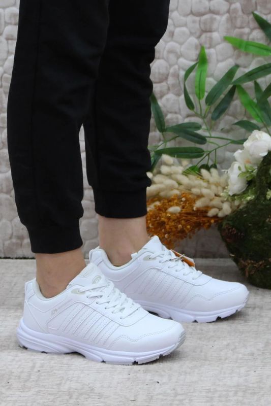 Unisex Winter Waterproof Anti-Slip Poly Sole Lightweight Comfortable Orthopedic Leather White Style Sneakers